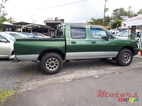 1998' Nissan Pickup photo #4
