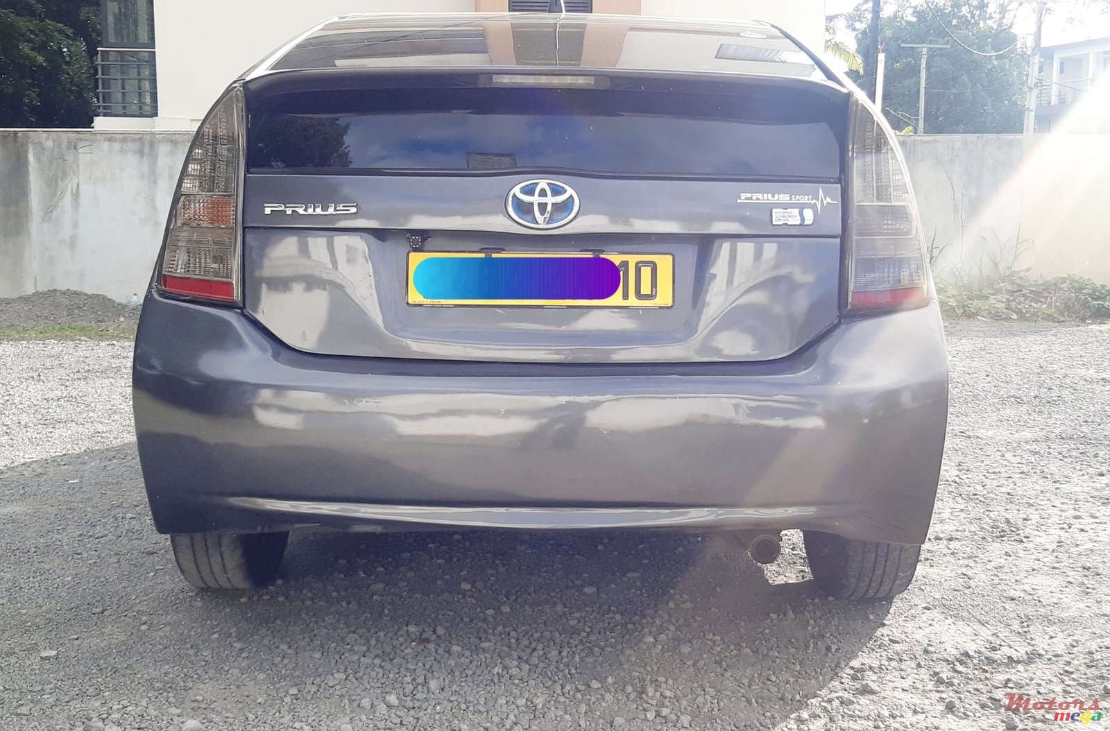 2010' Toyota Prius photo #6