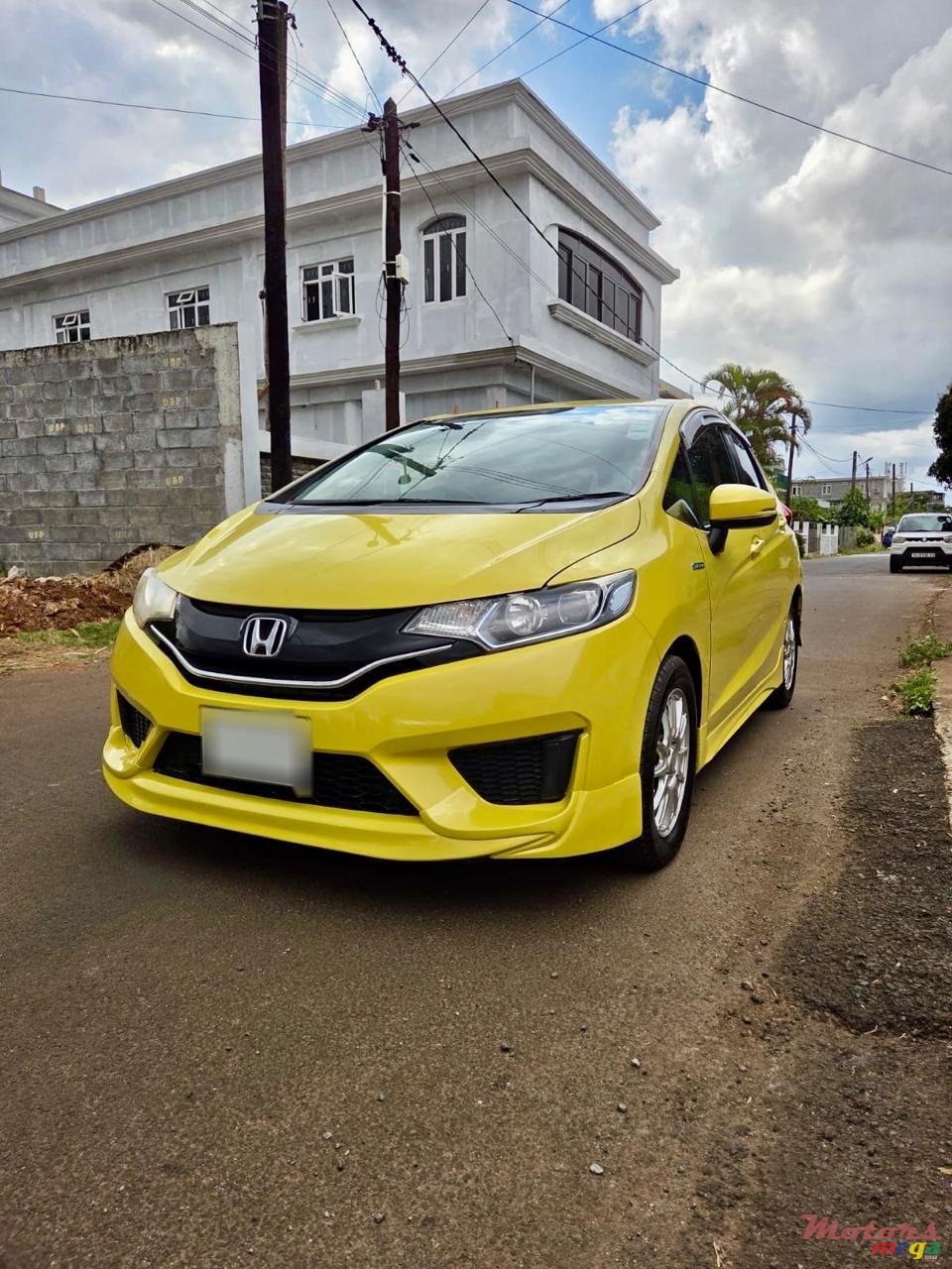 2015' Honda Fit photo #2