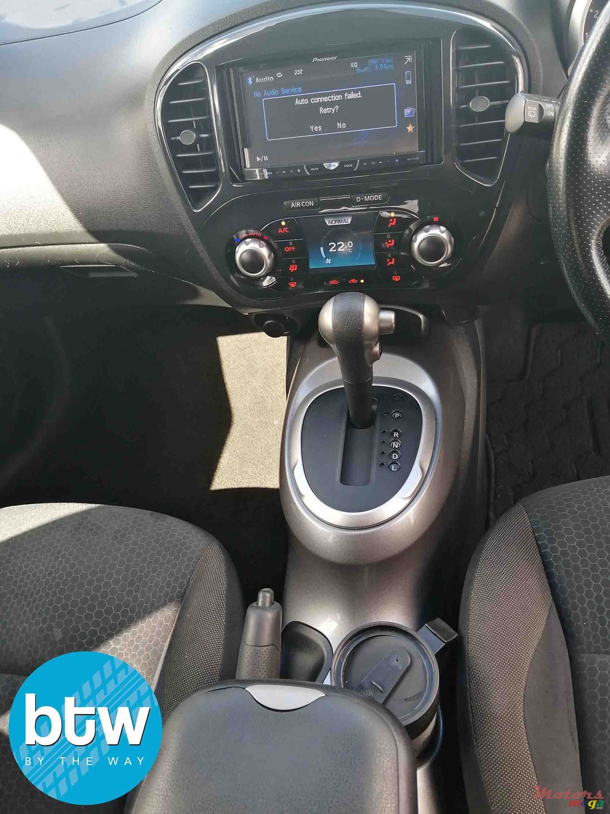 2010' Nissan Juke photo #4