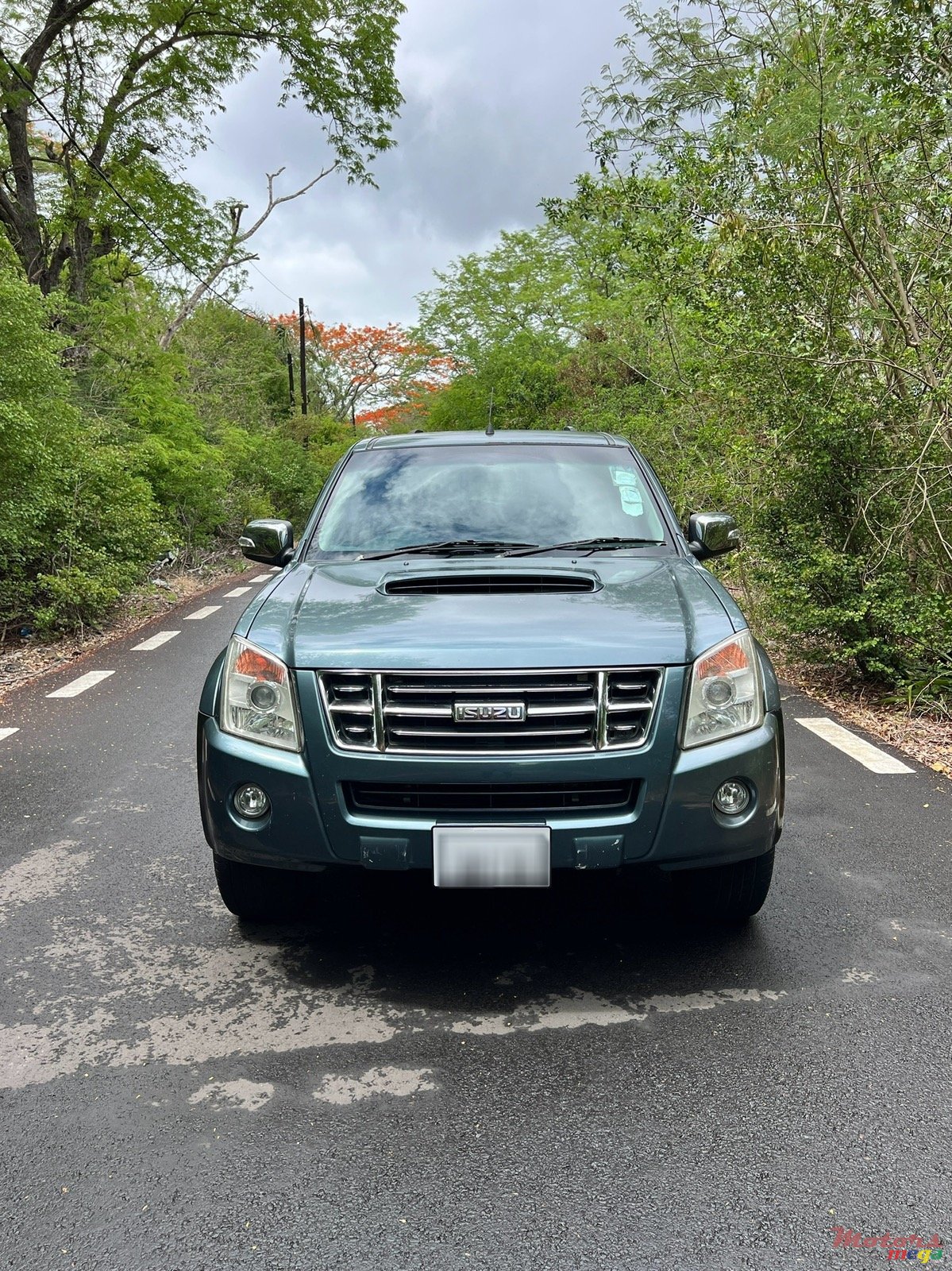 2010' Isuzu D-Max photo #1
