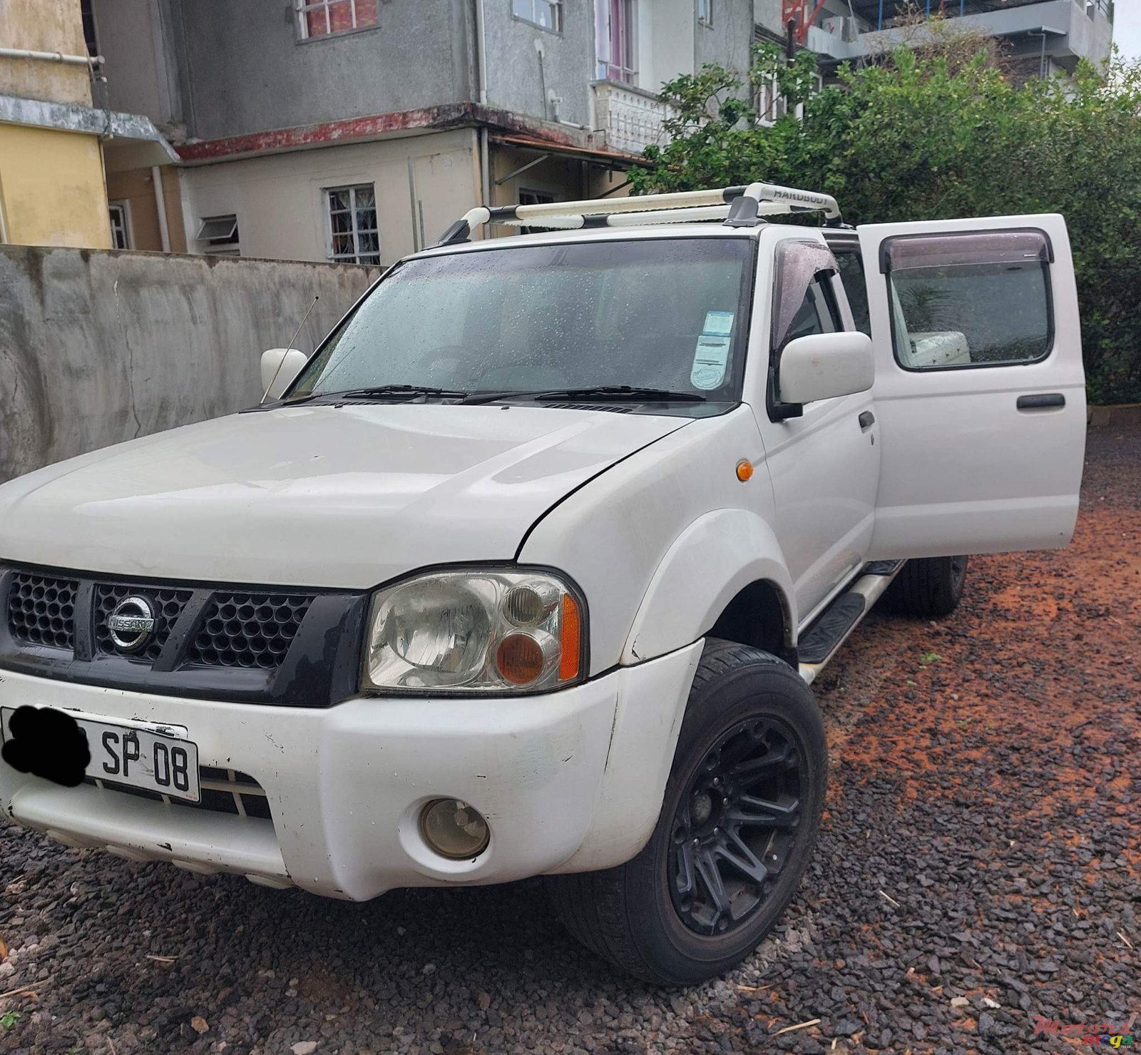 2008' Nissan photo #6