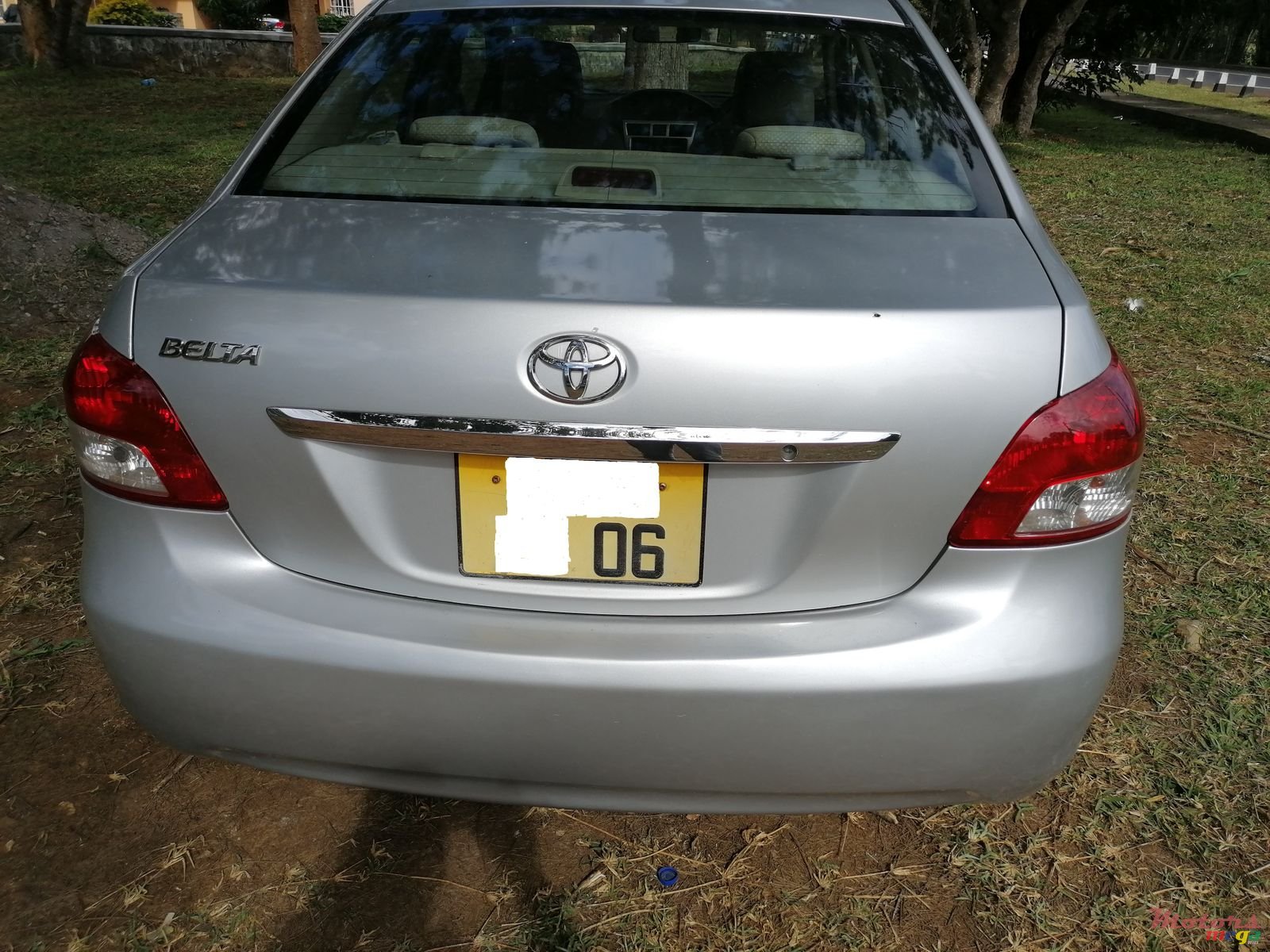 2006' Toyota Yaris photo #2