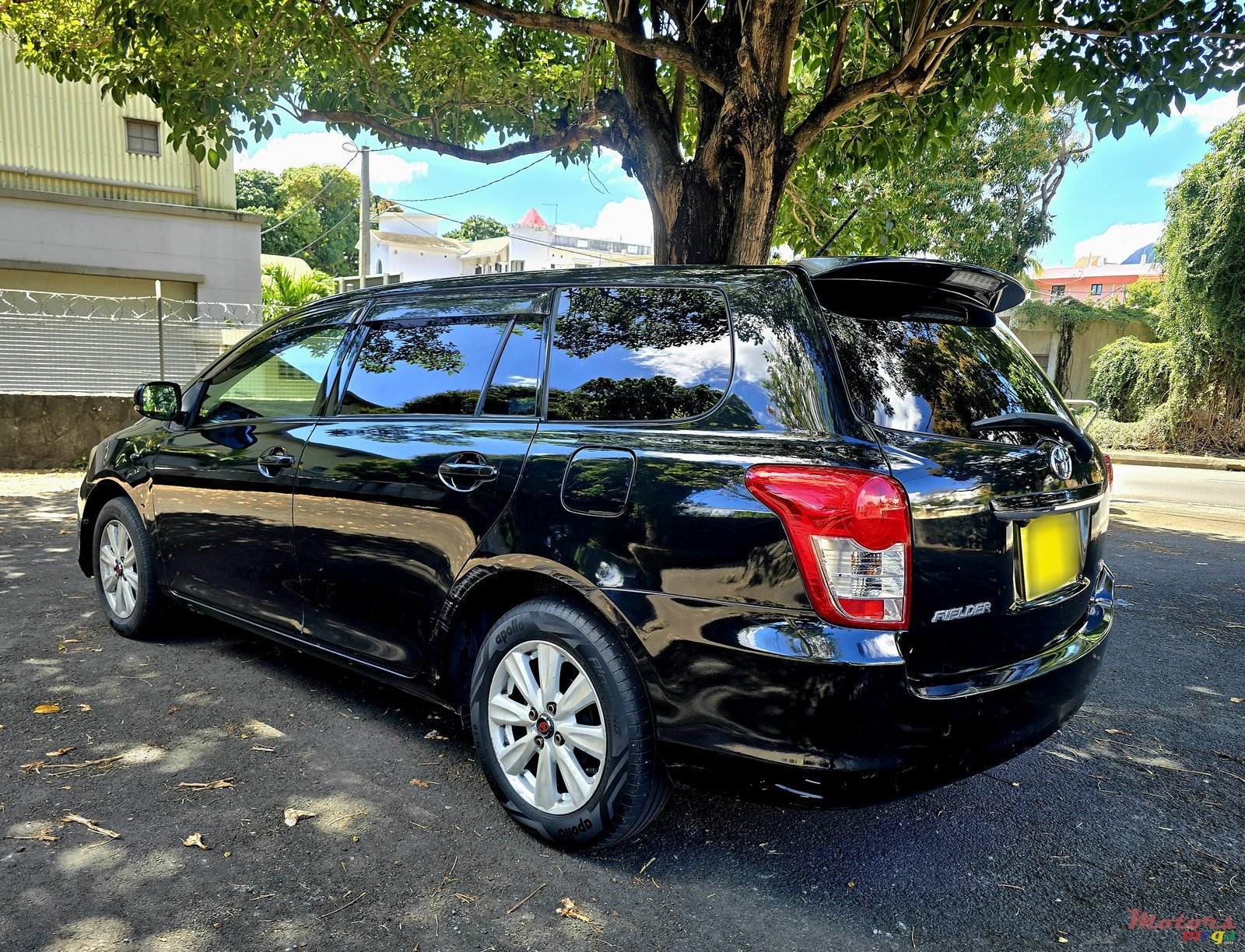 2012' Toyota Fielder Full options automatic photo #3