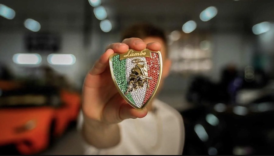 Lambo Urus With $40K Badge Is Extravagance In Diamond-Studded Form