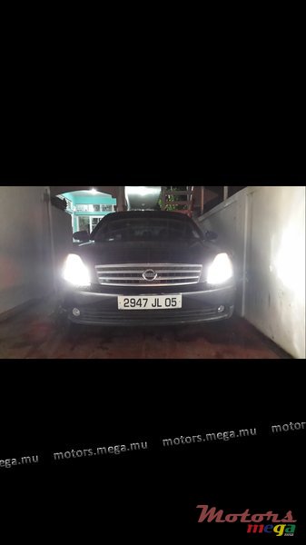 2005' Nissan photo #1