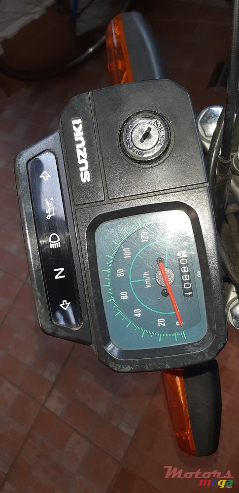 2013' Suzuki photo #4