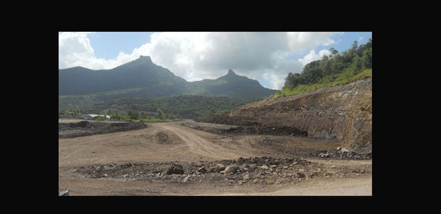 Ring Road: People must pass through Reduces Sorèze to go to Port-Louis