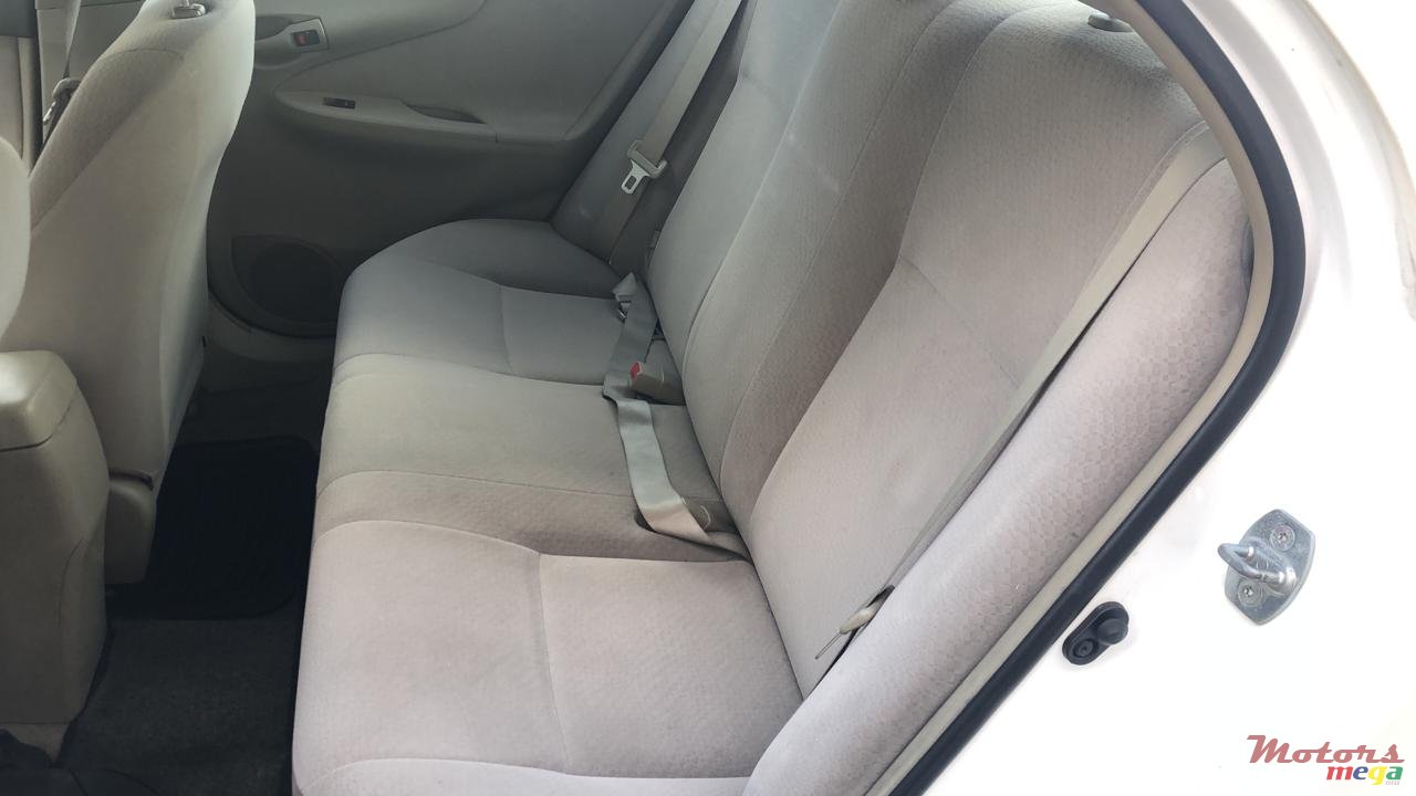 2011' Toyota Axio photo #6