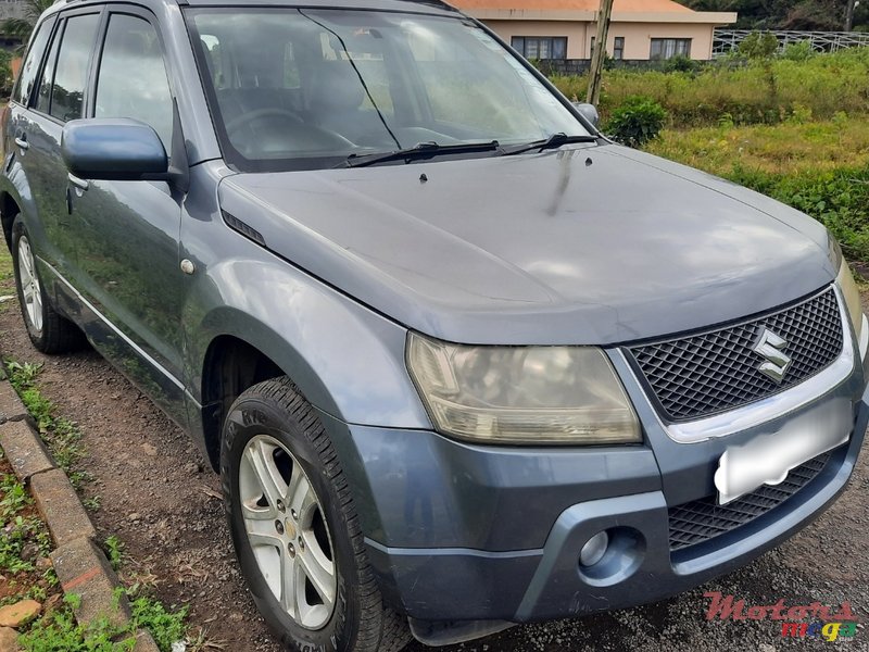 2006' Suzuki Grand Vitara photo #2