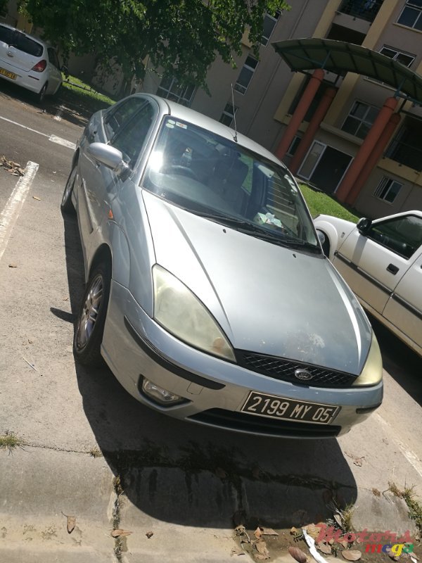 2005' Ford Focus photo #4