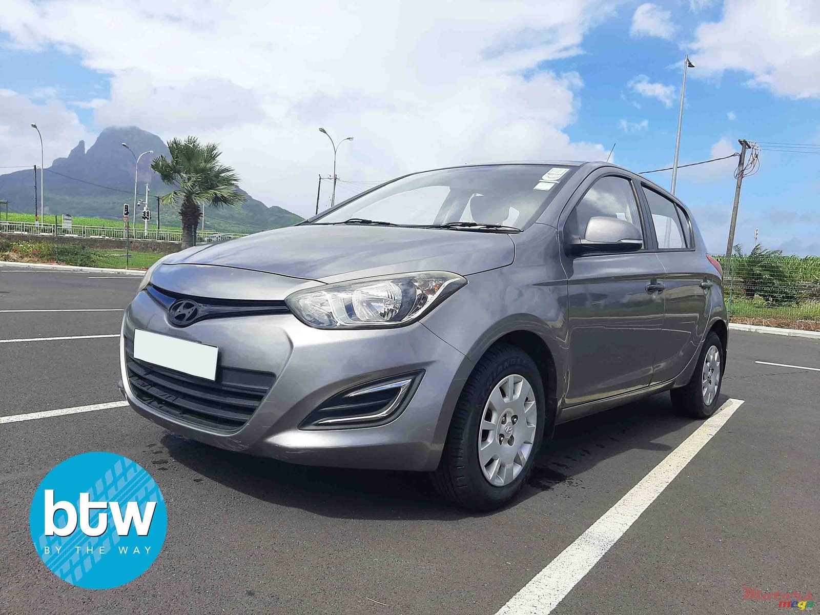2014' Hyundai i20 photo #2