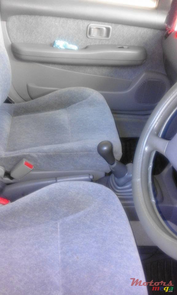 1999' Nissan March photo #2