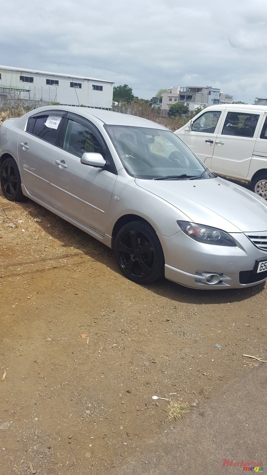 2005' Mazda 3 Full Option photo #3