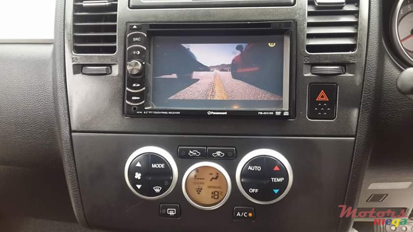 2005' Nissan Tiida photo #7