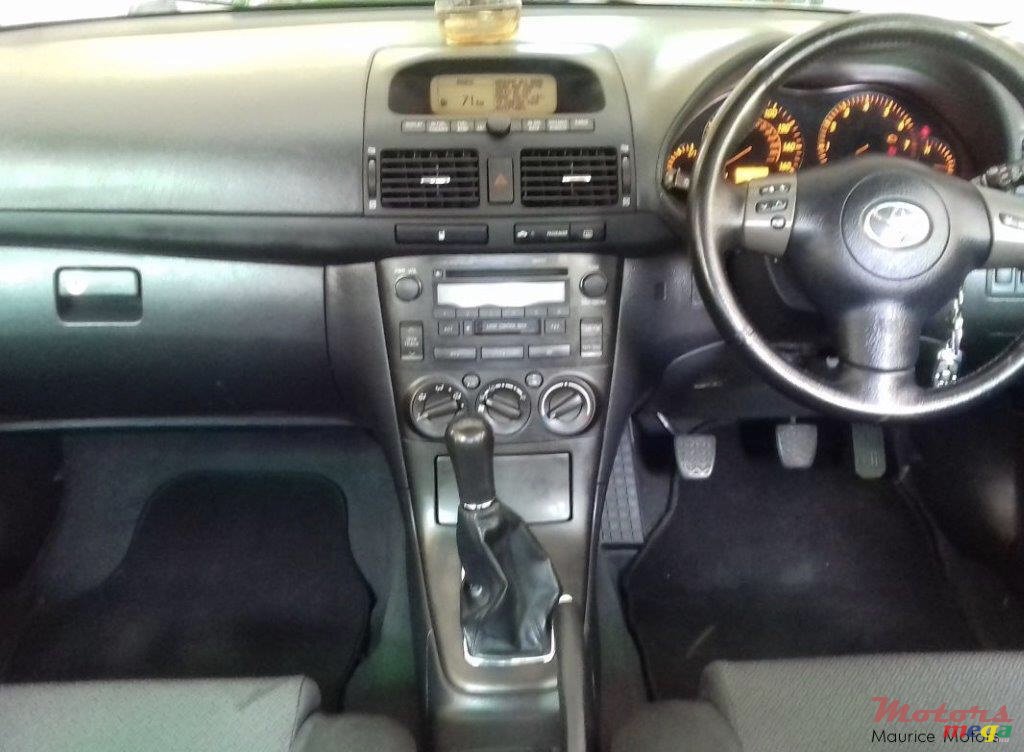 2008' Toyota Avensis No modif photo #3