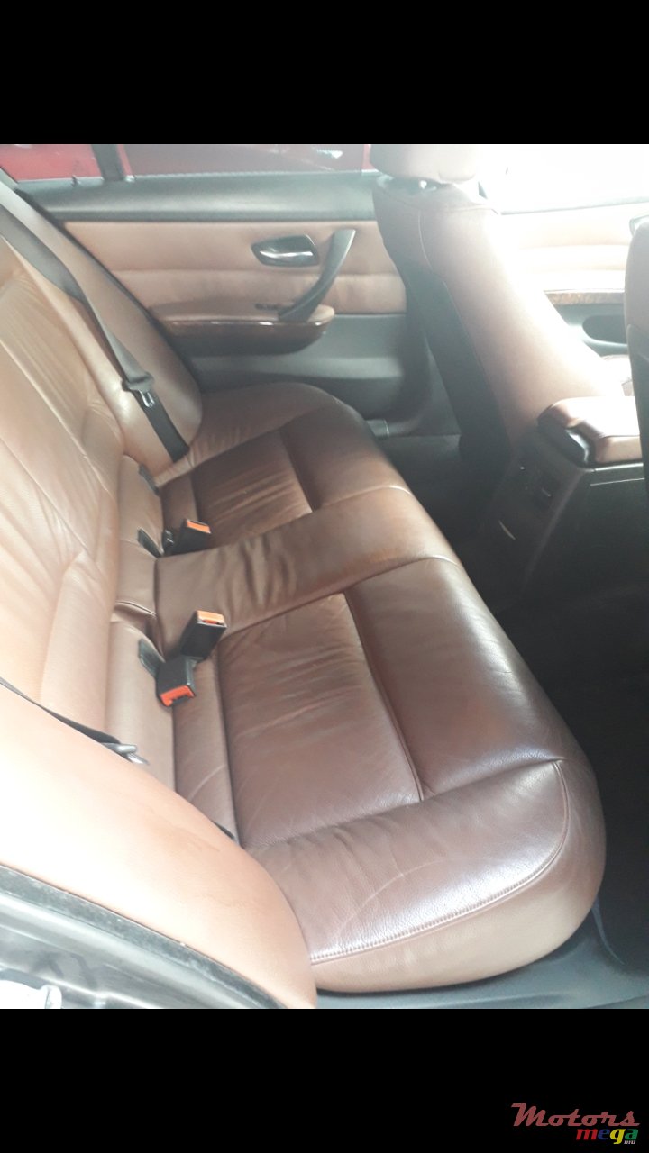 2005' BMW 3 Series photo #5