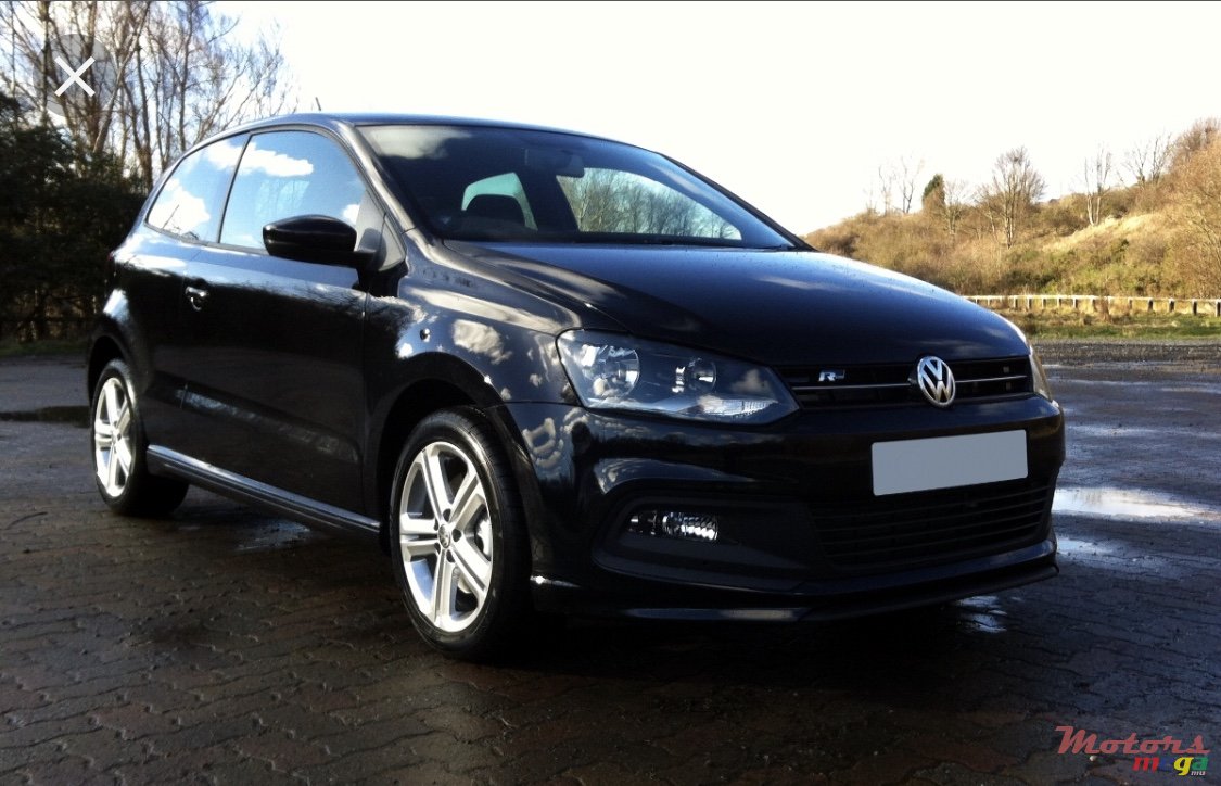 2012' Volkswagen Polo photo #2