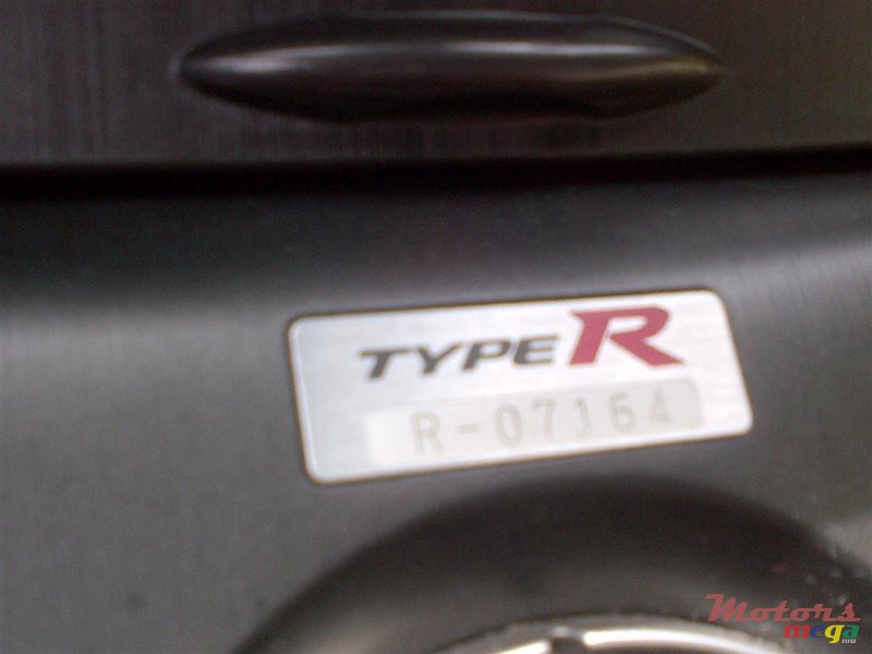 2008' Honda Civic Type R photo #2