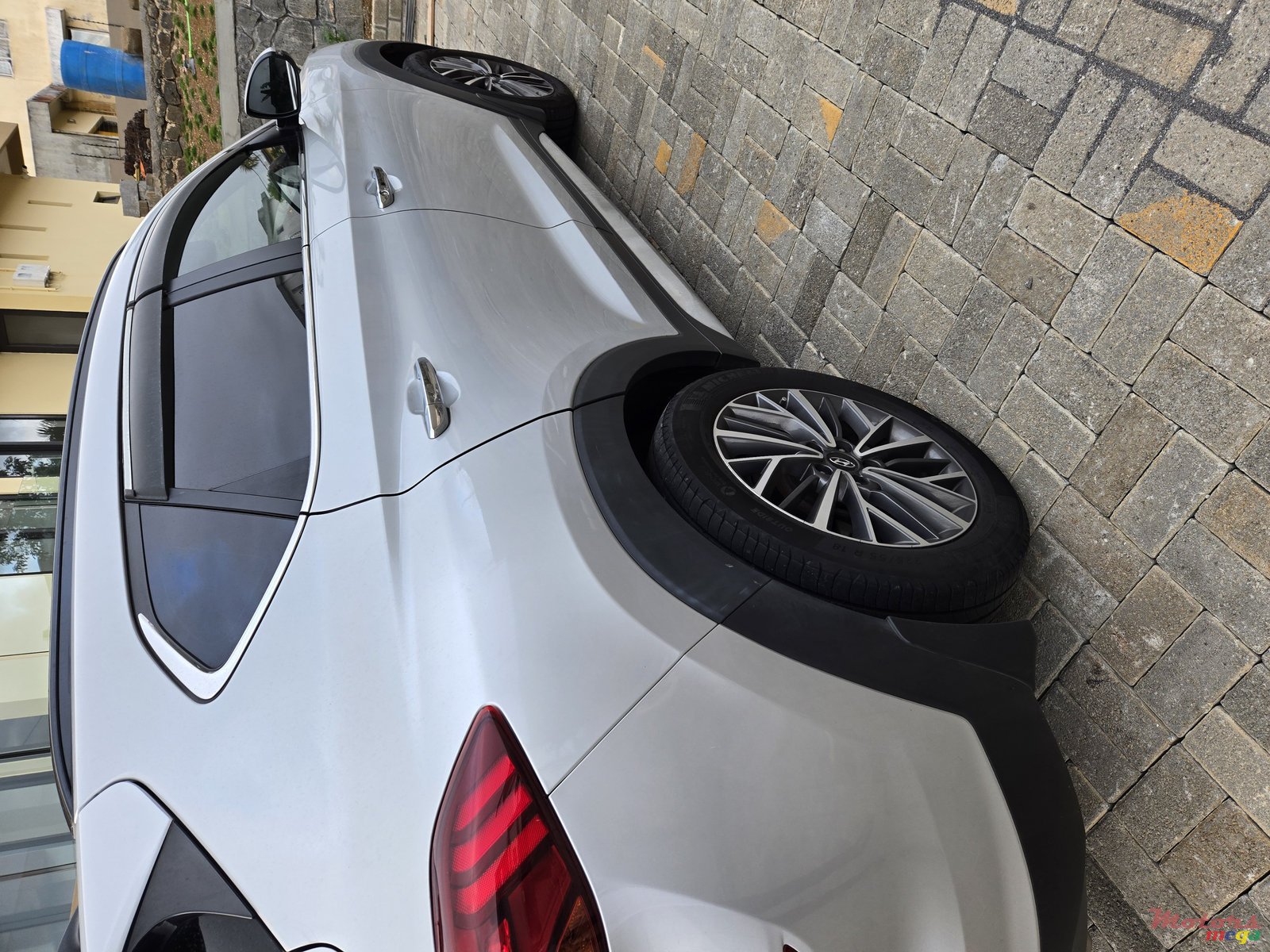 2020' Hyundai Tucson photo #6