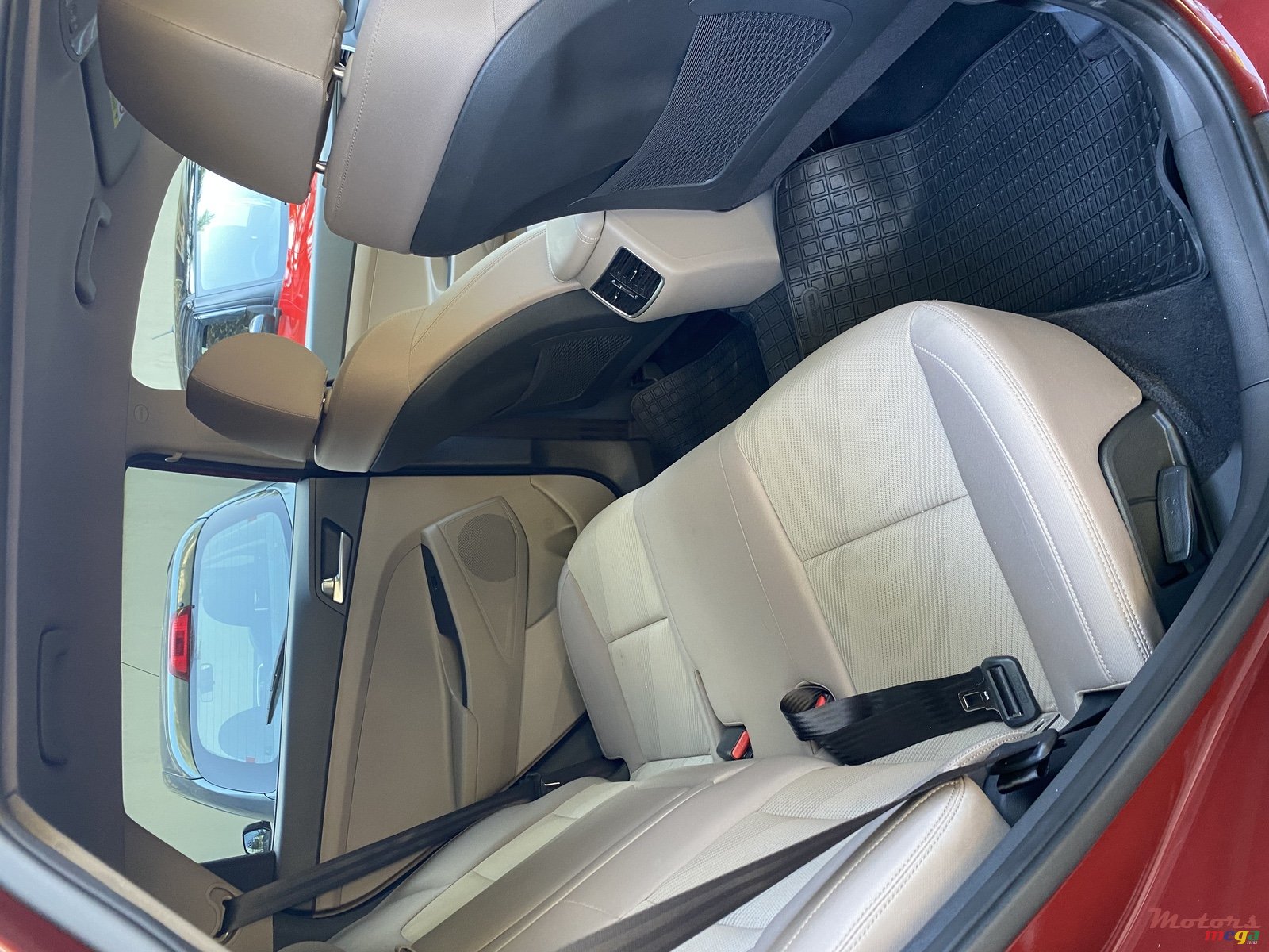 2020' Hyundai Tucson photo #5