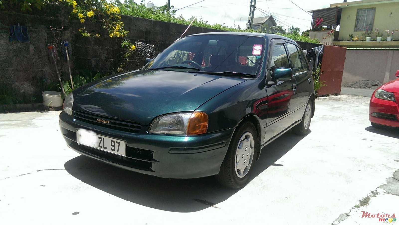 1997' Toyota Starlet photo #1
