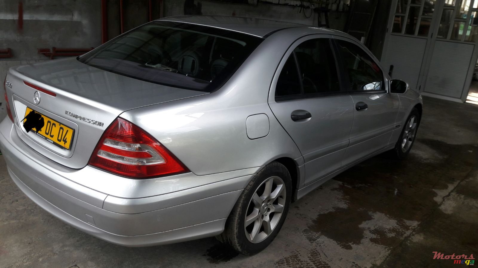 2004' Mercedes-Benz CL 180 photo #4