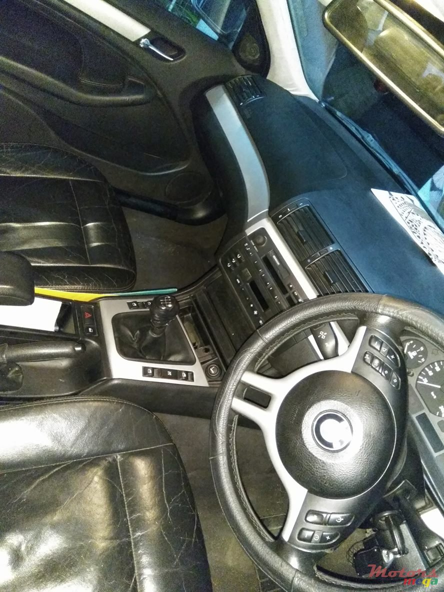 2003' BMW 3 Series E46 2000-2005 photo #2