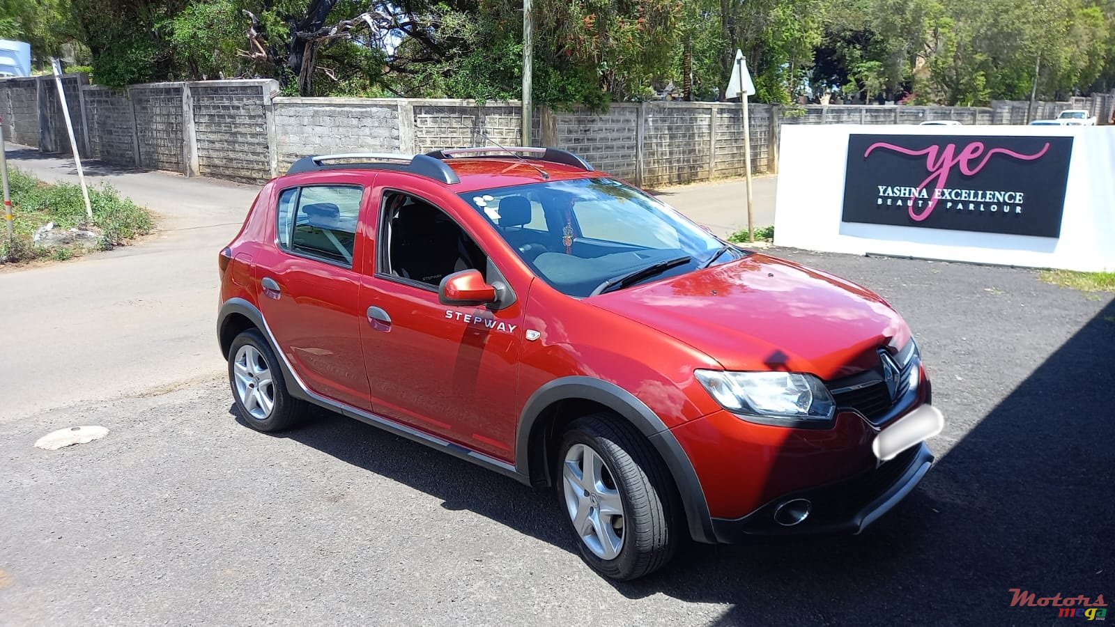 2015' Renault photo #7