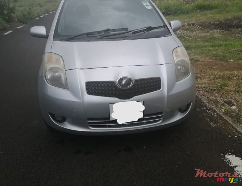 2007' Toyota Vitz Nil photo #4