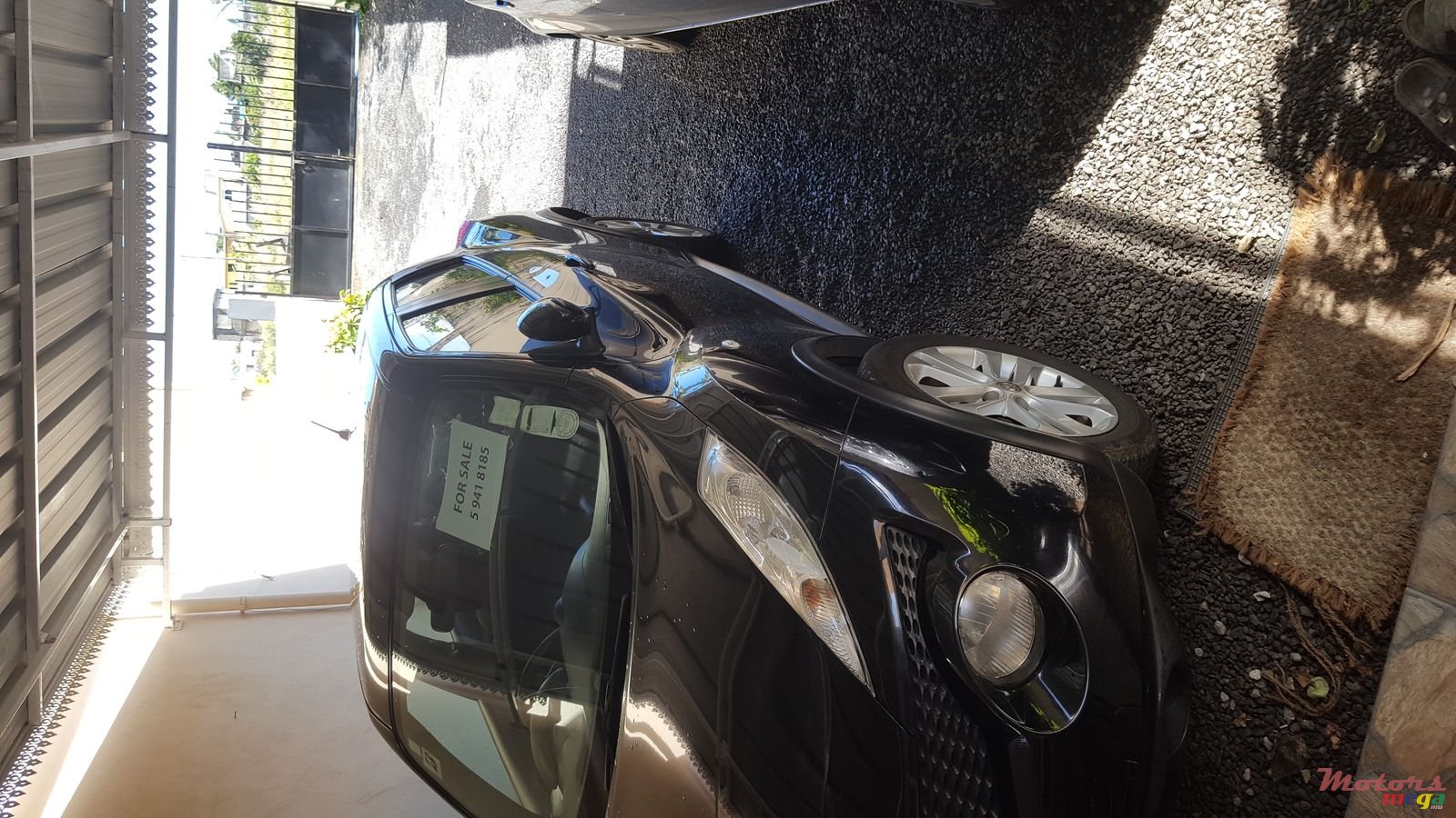 2011' Nissan Juke photo #1