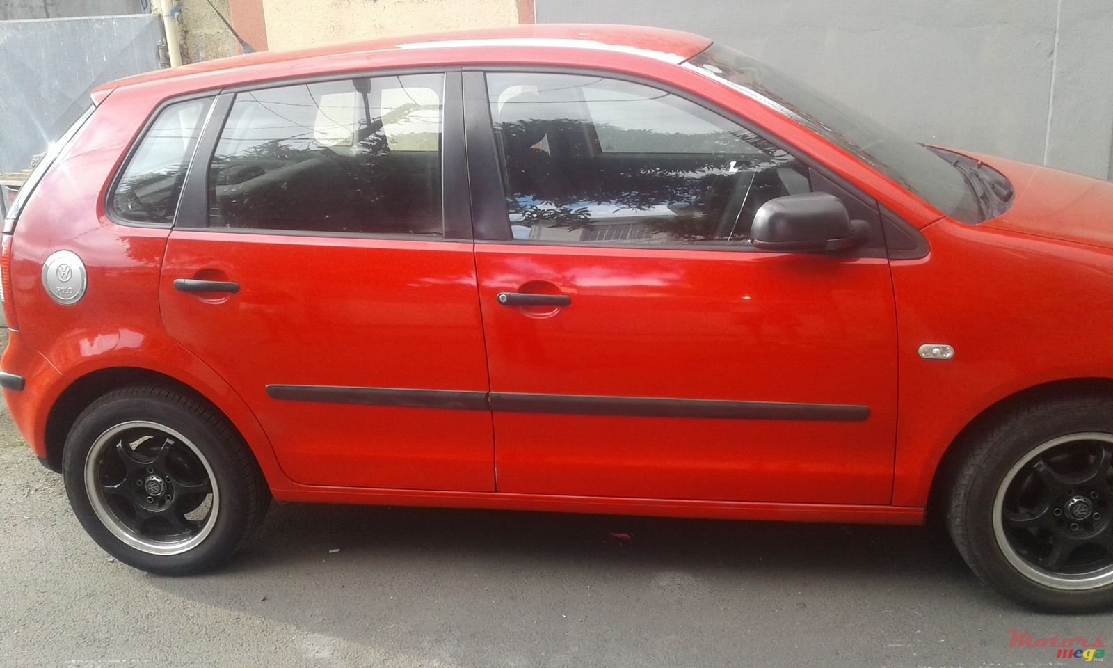 2003' Volkswagen Polo photo #2