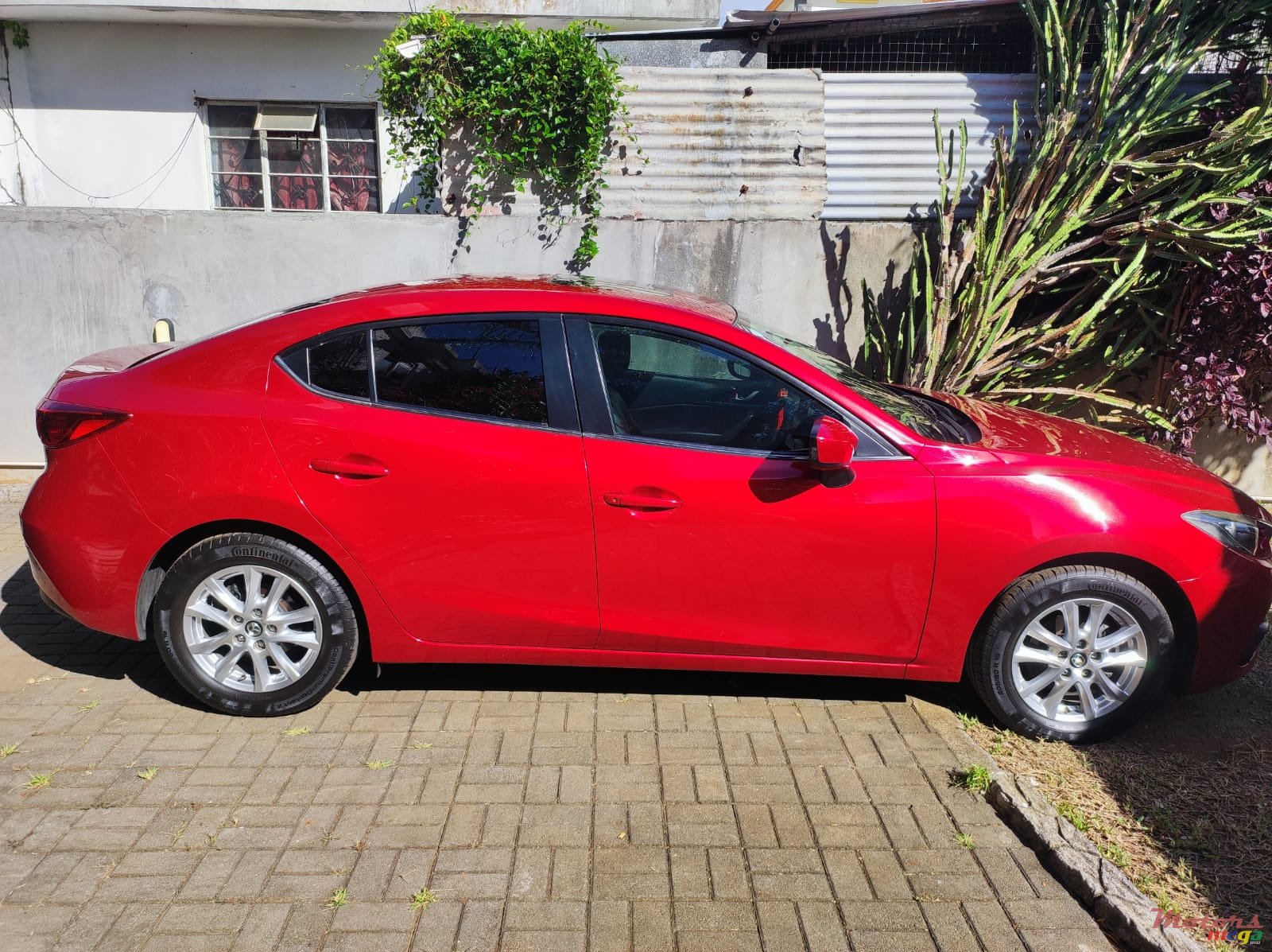 2016' Mazda 3 photo #1