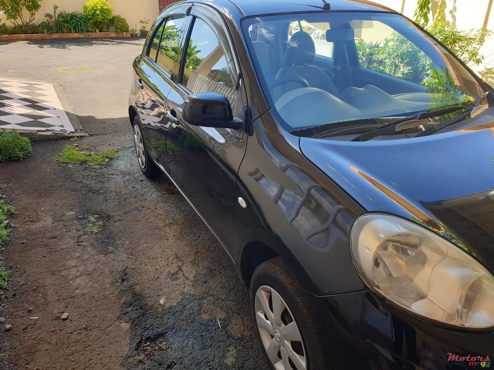 2014' Nissan Micra photo #2