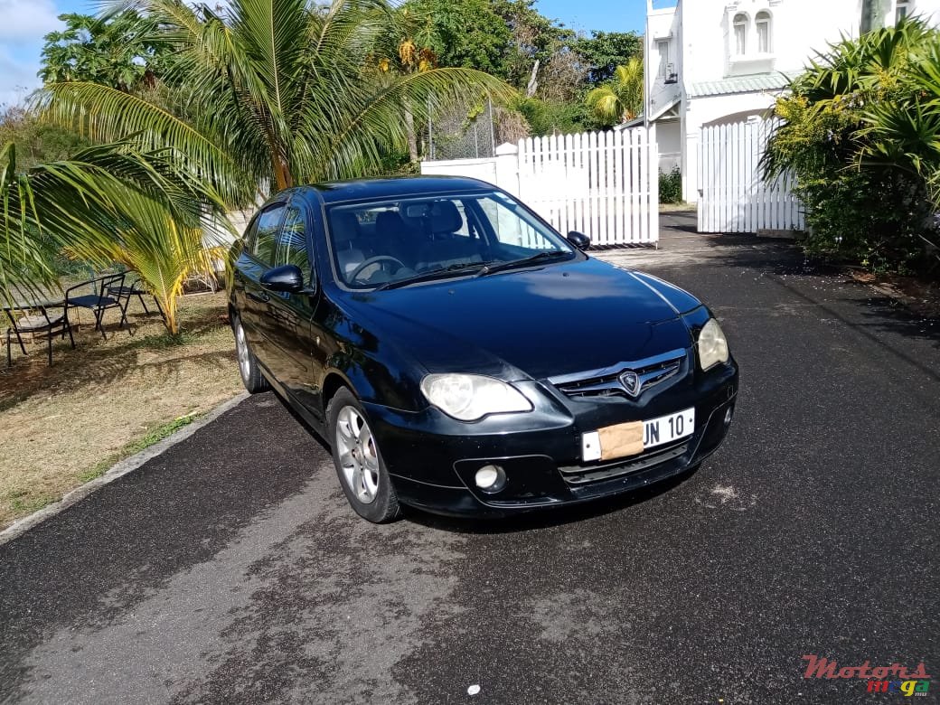 2010' Proton Persona photo #2