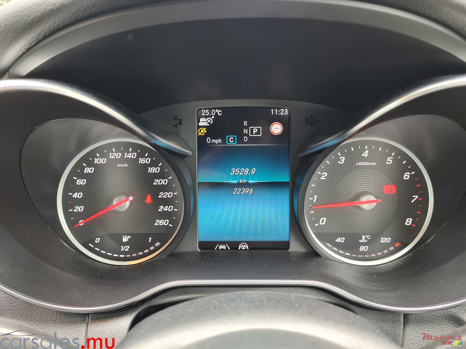 2019' Mercedes-Benz C 180 AMG Line photo #7