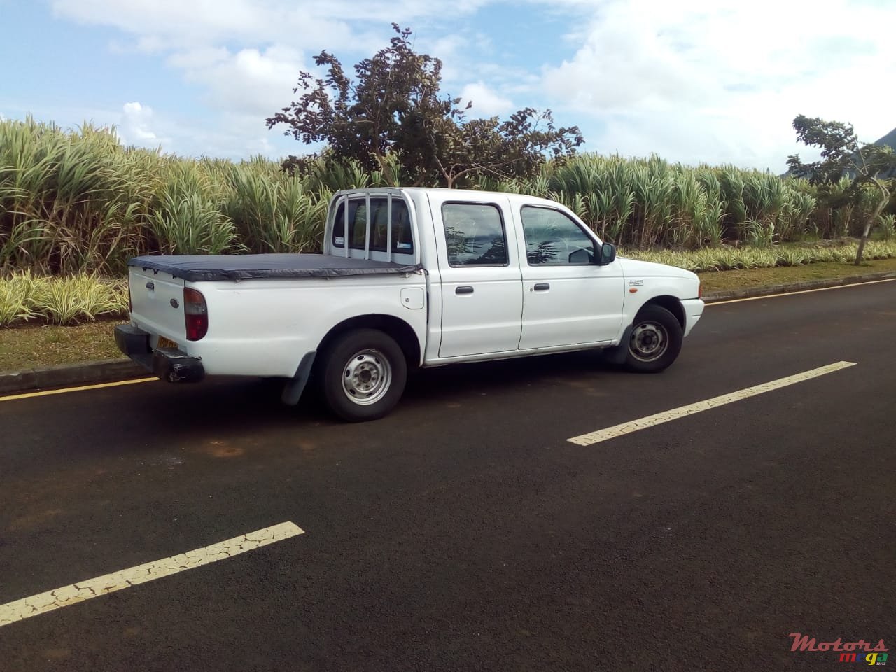 2001' Ford Courier photo #1