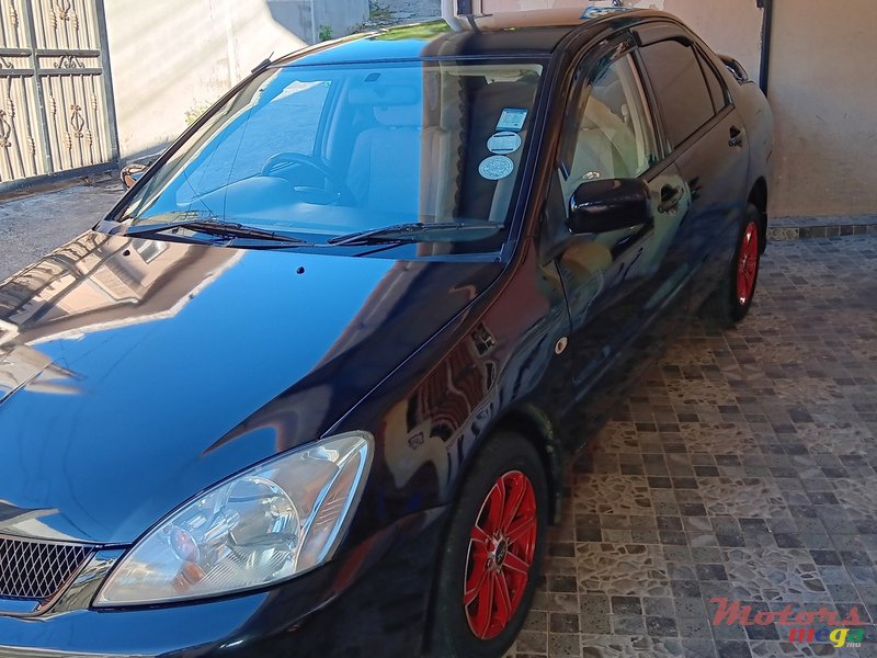 2009' Mitsubishi Lancer photo #5
