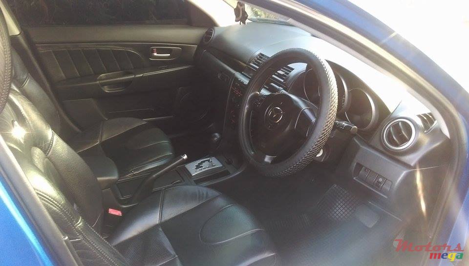 2005' Mazda 3 photo #5
