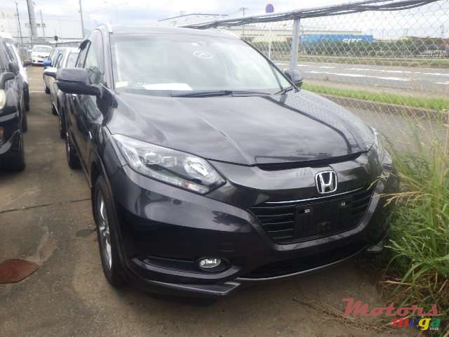 2014' Honda Vezel photo #2