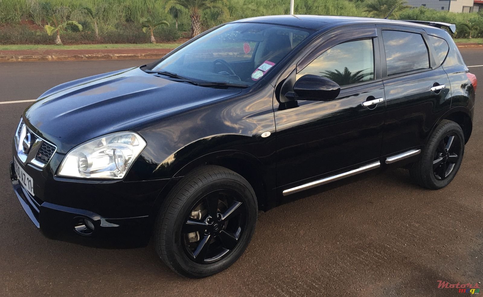 2011' Nissan Qashqai Dualis photo #2