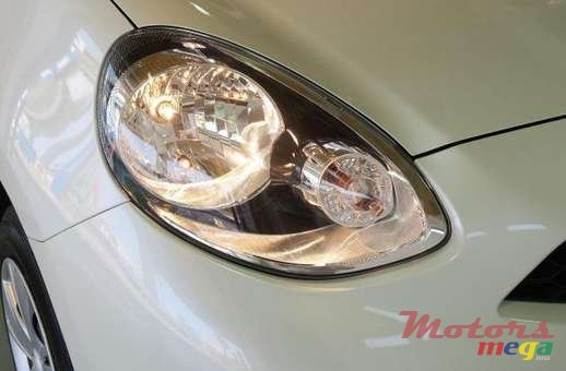 2015' Nissan March photo #3