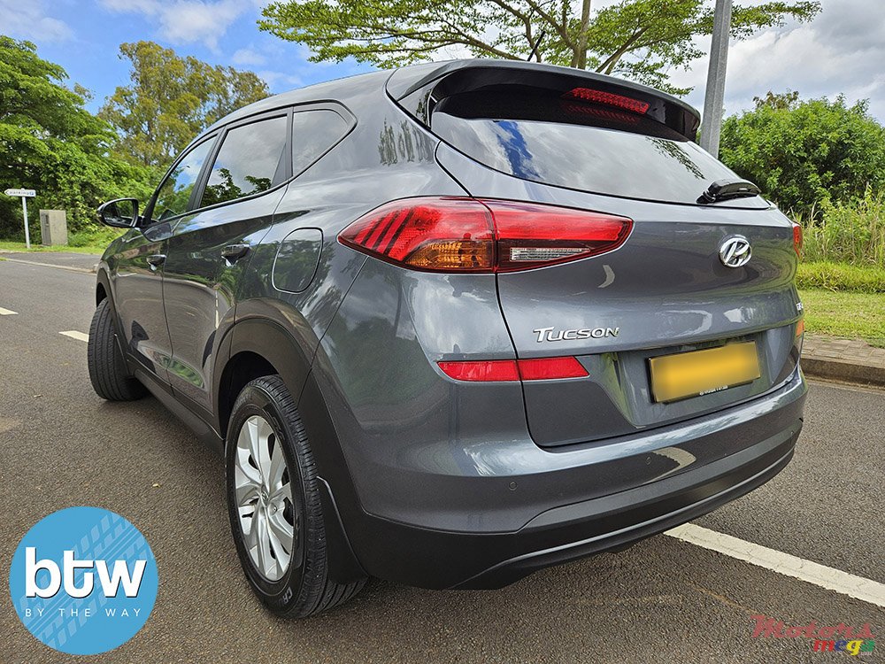 2021' Hyundai Tucson photo #3