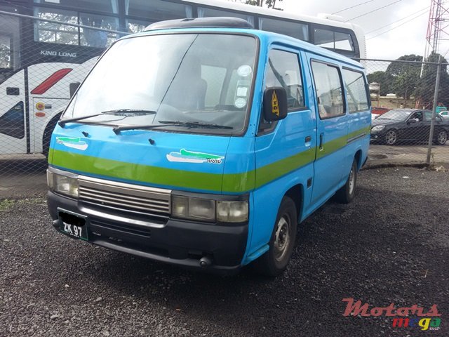 1997' Nissan Caravan  photo #2