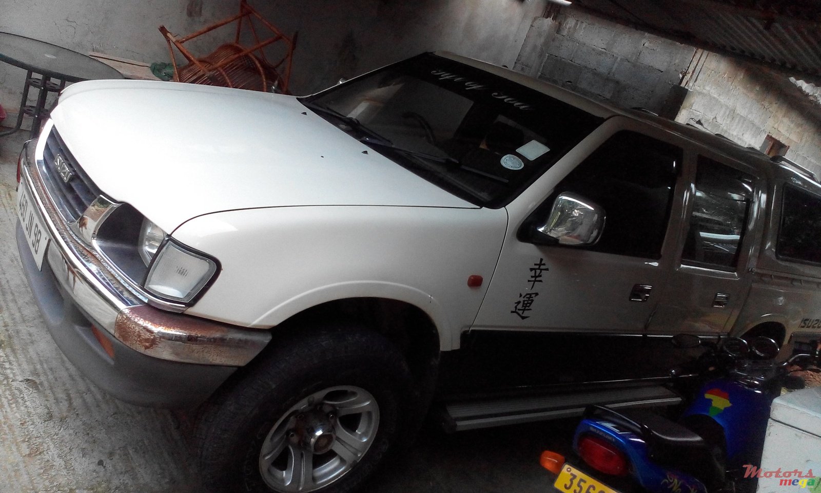 1998' Isuzu photo #1