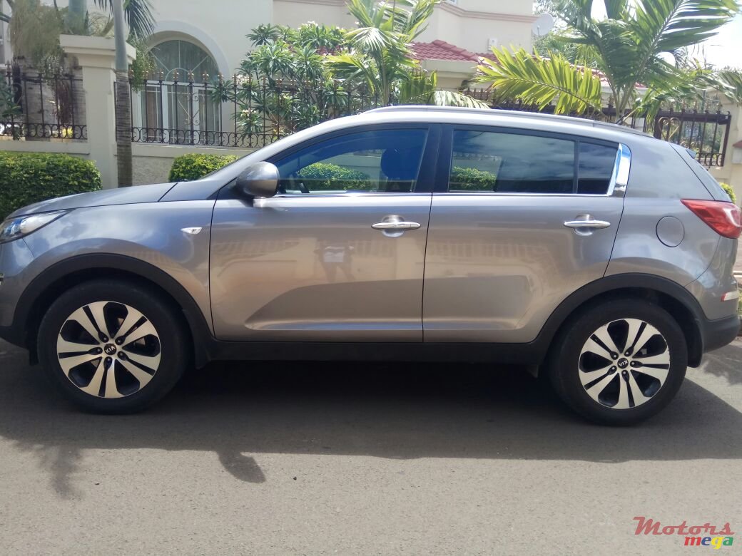 2011' Kia Sportage photo #1