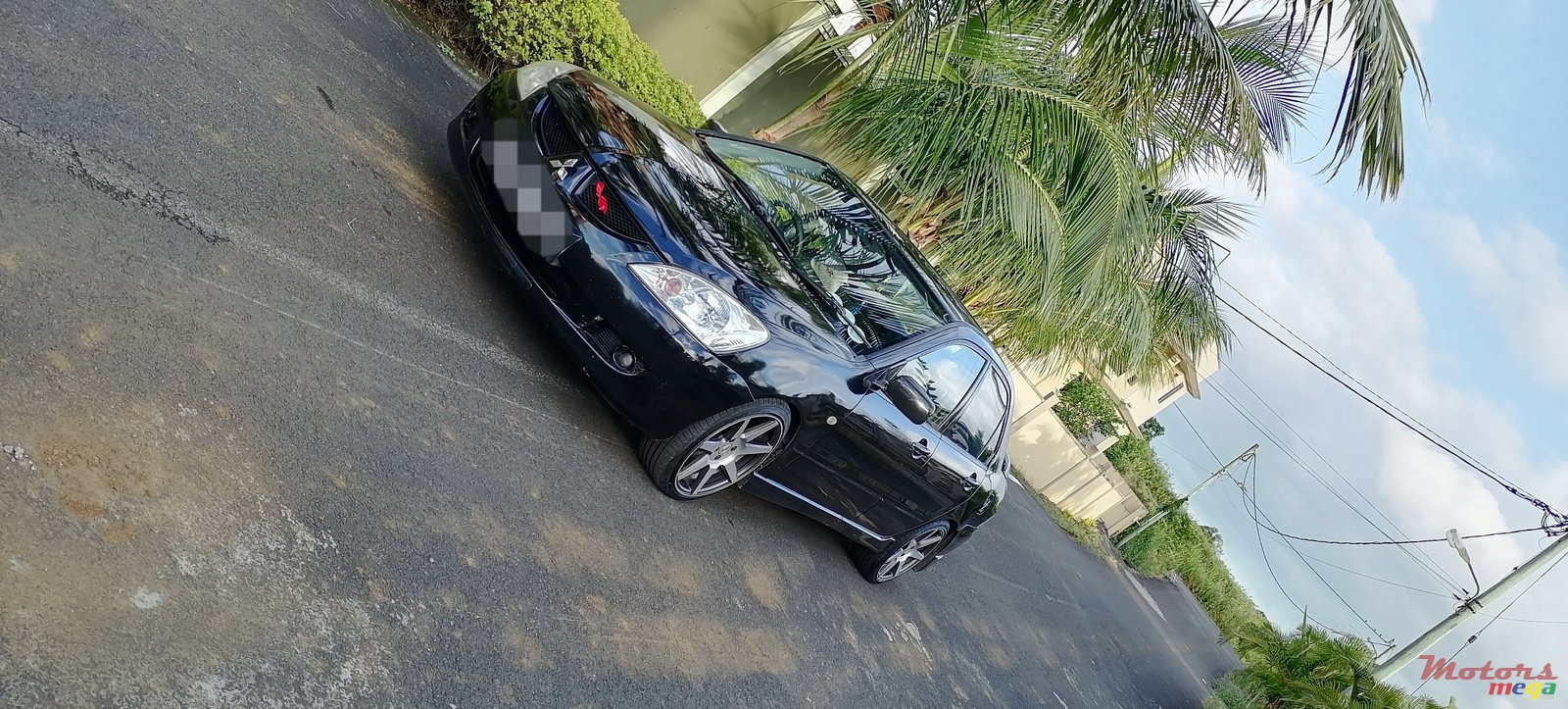 2005' Mitsubishi photo #1