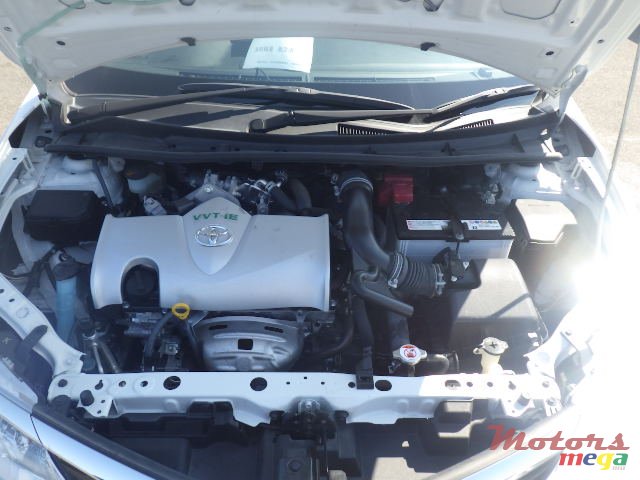 2017' Toyota Axio photo #4