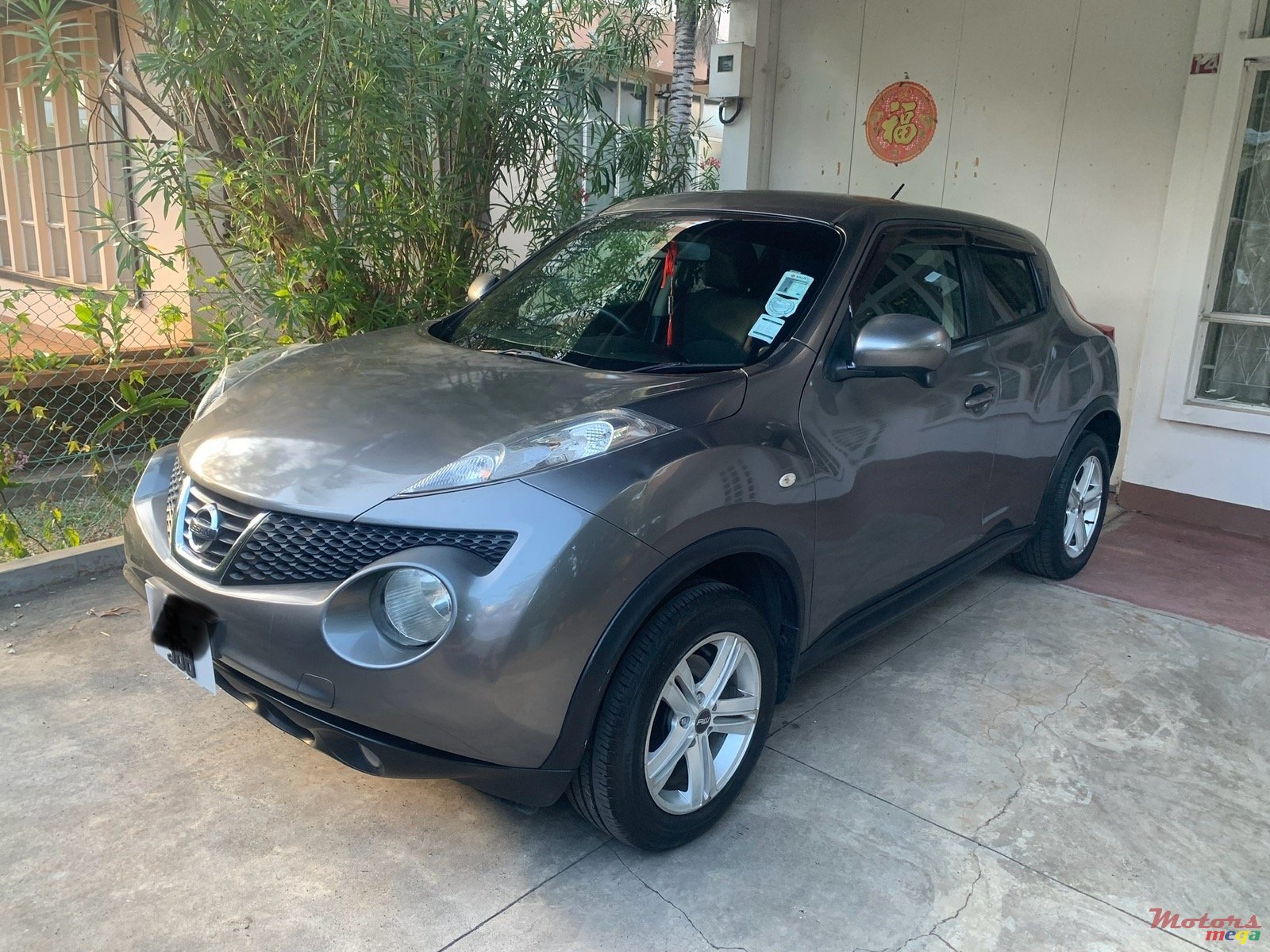 2011' Nissan Juke photo #1