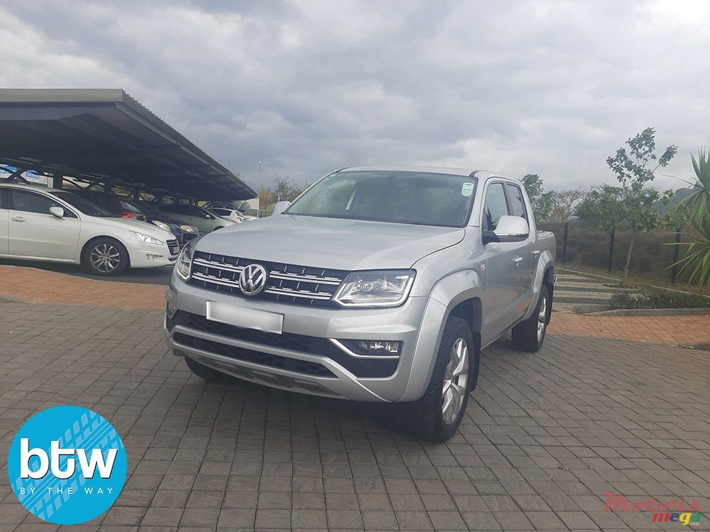 2018' Volkswagen Amarok 4X4 V6 TDI photo #2